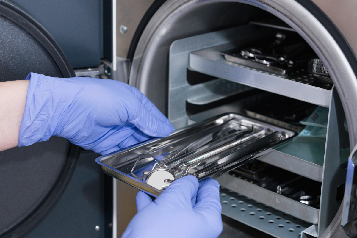 L’Anima Sicura dello Studio Medico: L’Importanza del Locale Sterilizzazione e l’Ottimizzazione del Workflow